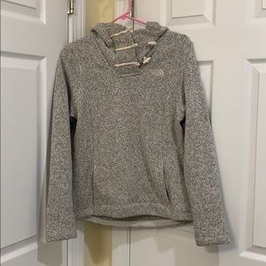 // North Face Fleece \\